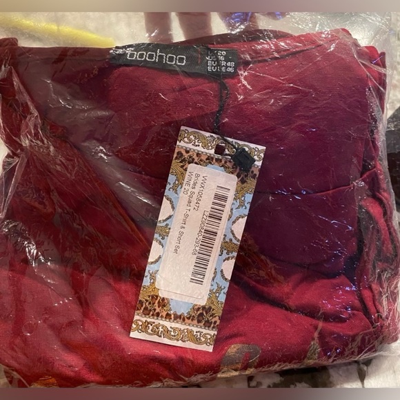 Bride Squad Pajamas ❤️ - Picture 3 of 4